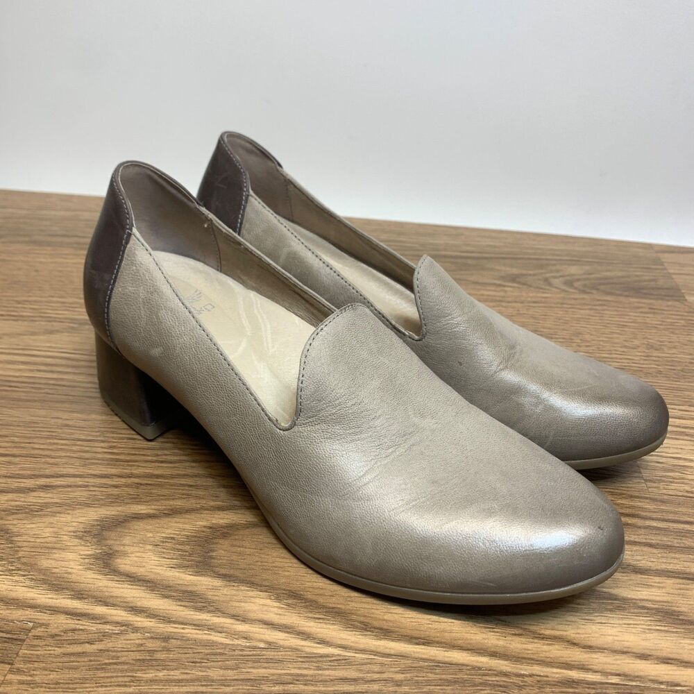 Dansko Preston Stone Burn Shed Beige/Brown Nubuck Pumps‎ Size 39 Minimalist